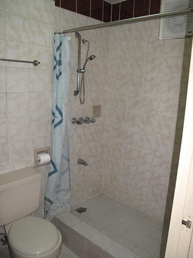 ماكاتي Makati Suites At Travelers Inn المظهر الخارجي الصورة
